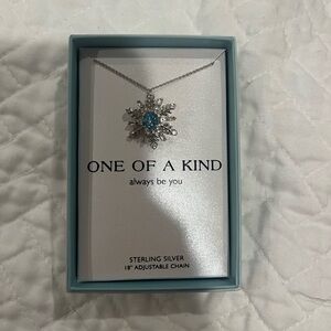 Snowflake sterling silver topaz gemstone necklace